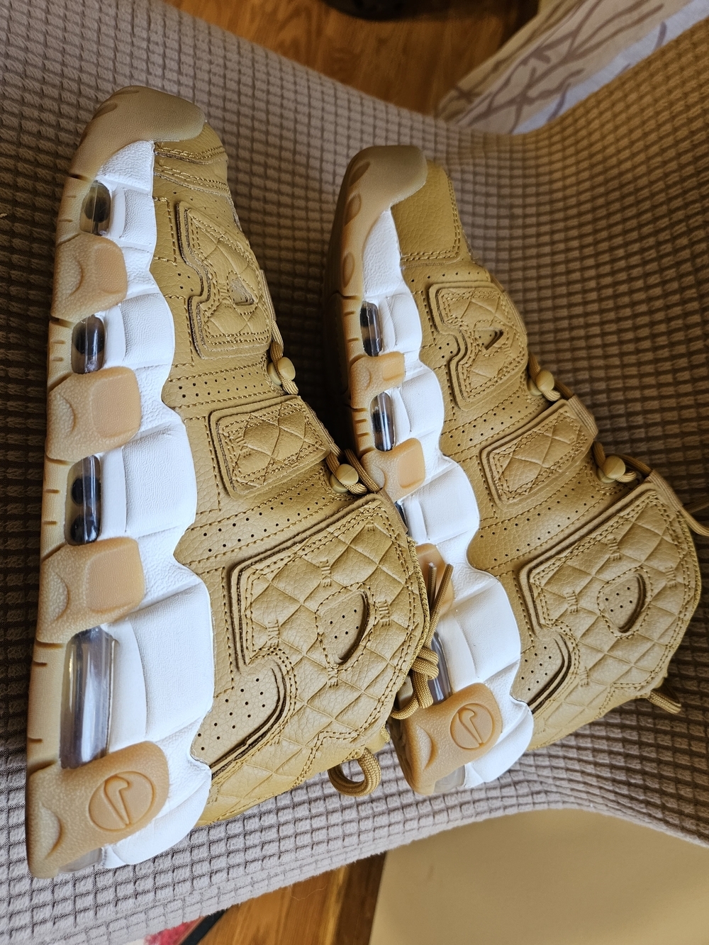 Nike Air More Uptempo Wheat Quilted (W) - Picture 10 of 16